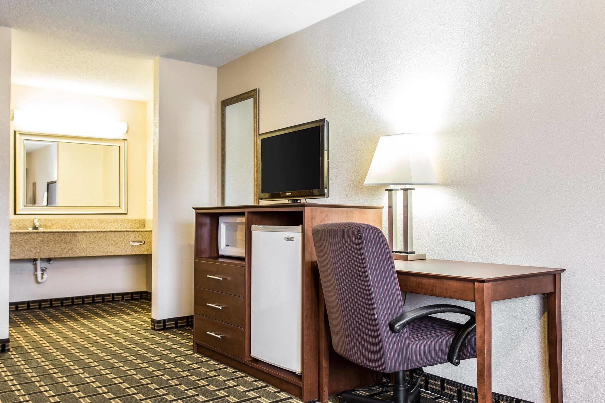 Quality Inn & Suites Morrow Atlanta South Exterior foto